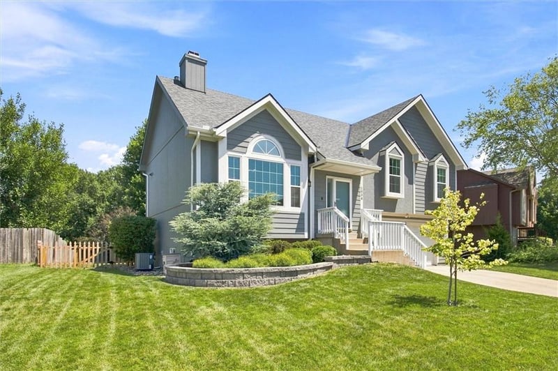 1038 Logan St, Olathe, KS 66061