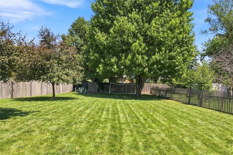 1038 Logan St, Olathe, KS 66061