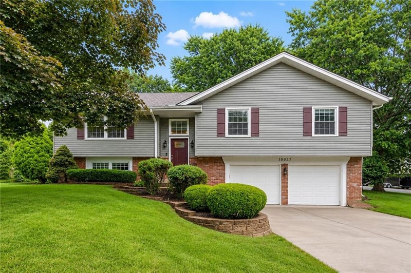 10027 Noland Rd, Lenexa, KS 66215