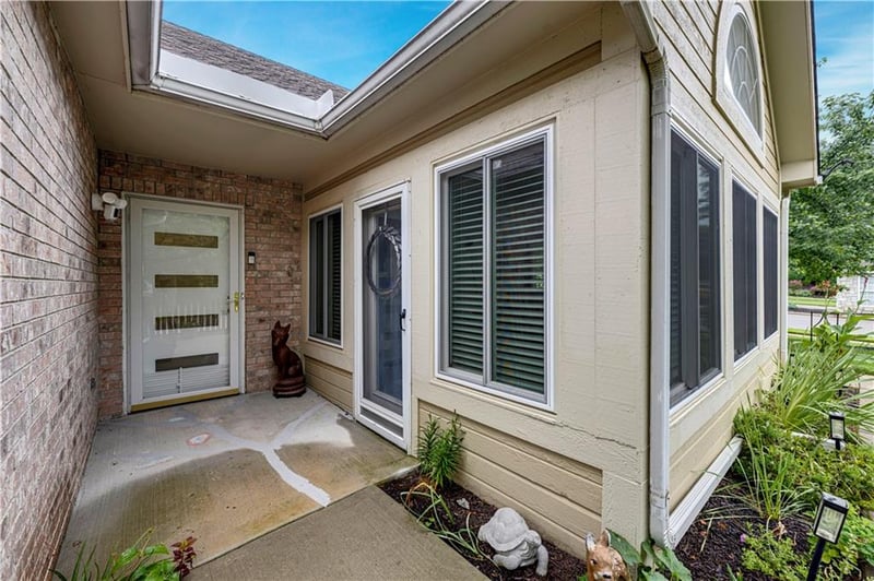 2046 139th St, Leawood, KS 66224