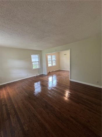 1840 E 75th Ter, Kansas City, MO 64132