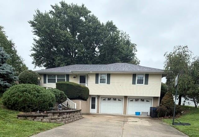 46 Northridge Dr, St Joseph, MO 64506