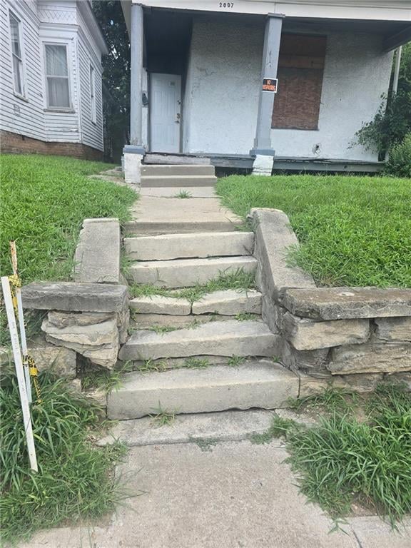 2007 Jones St, St Joseph, MO 64501