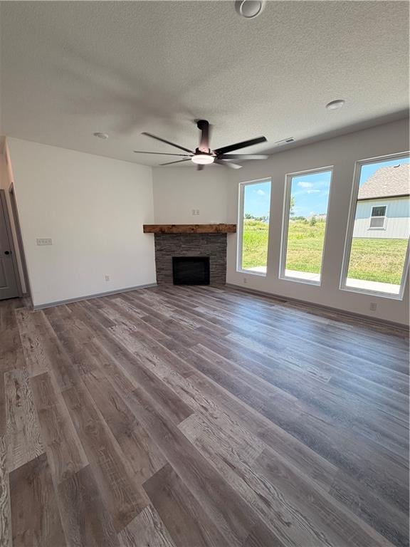 1311 White Oaks Ln, Oak Grove, MO 64075