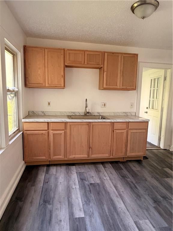 337 34th St, Kansas City, KS 66102