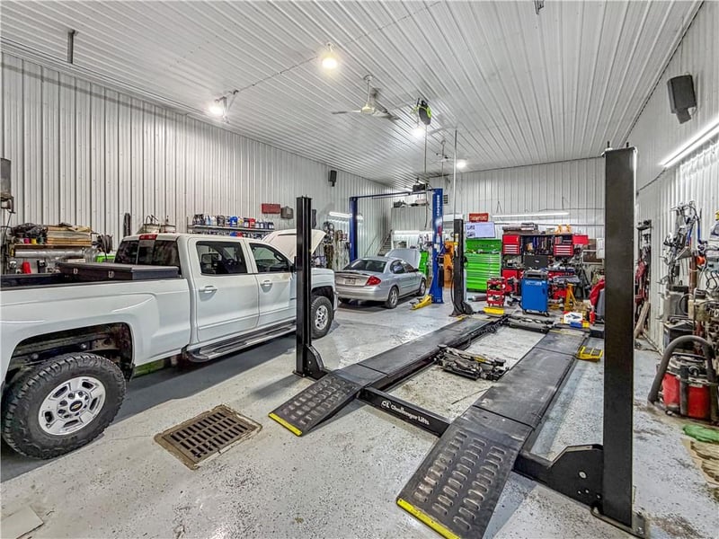 Pine St, Norborne, MO 64668