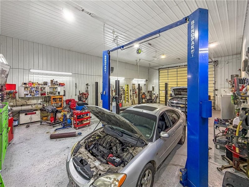 Pine St, Norborne, MO 64668