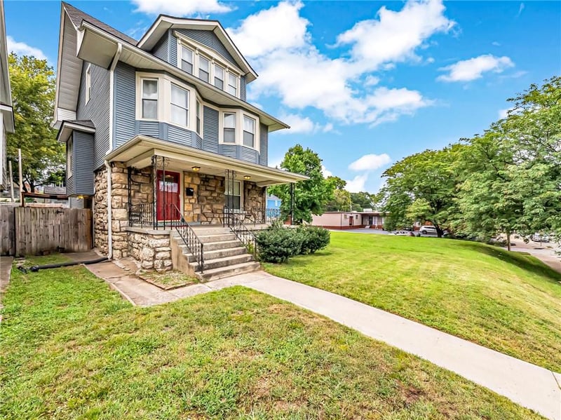 2606 Campbell St, Kansas City, MO 64108
