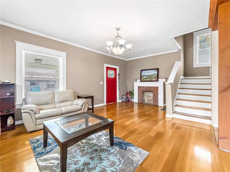 2606 Campbell St, Kansas City, MO 64108