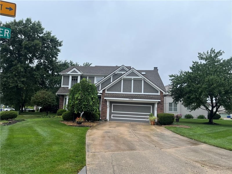 7901 152 Ter, Overland Park, KS 66223