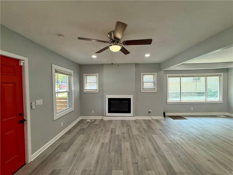 2809 39th St, Kansas City, MO 64128