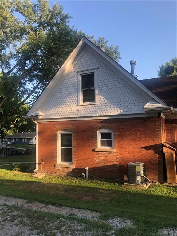 534 S Huttig Ave, Independence, MO 64053