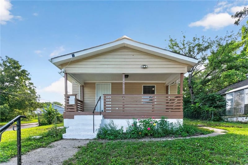 5701 Bales Ave, Kansas City, MO 64130