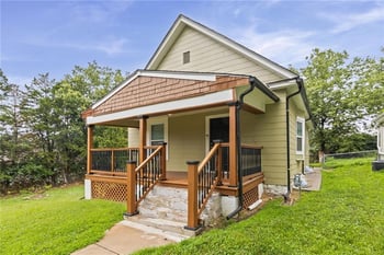 5508 Paloma Ave, Kansas City, MO 64128