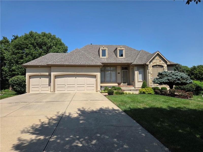 12533 Knox St, Overland Park, KS 66213