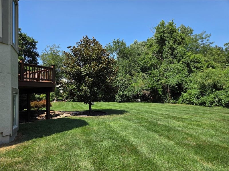 12533 Knox St, Overland Park, KS 66213
