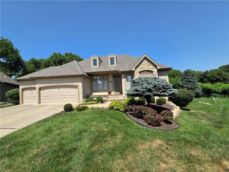 12533 Knox St, Overland Park, KS 66213