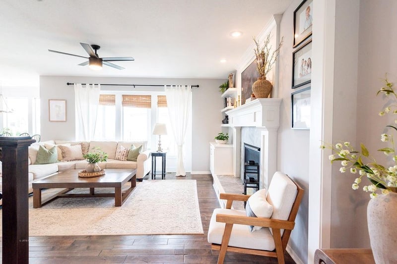 17647 163rd Ter, Olathe, KS 66062