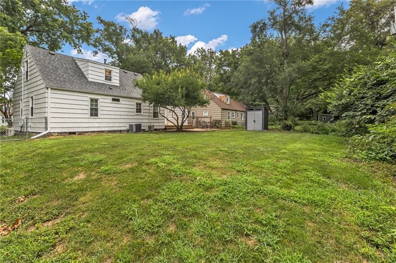 6407 80th Ter, Overland Park, KS 66204