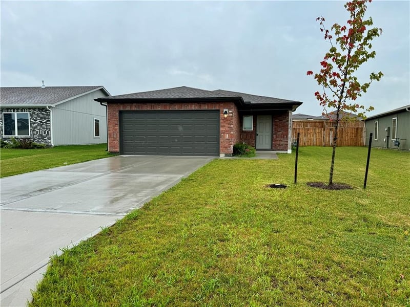 37791 207th Ter, Edgerton, KS 66021