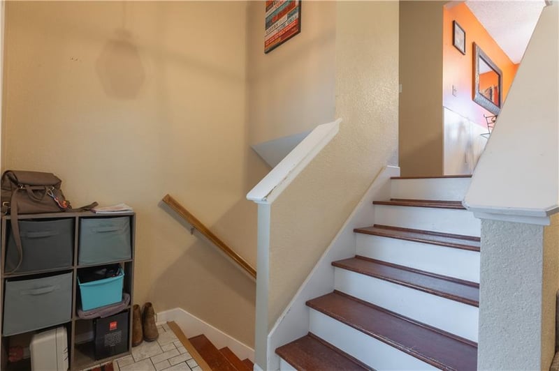 111 NW 114th Ter, Kansas City, MO 64155