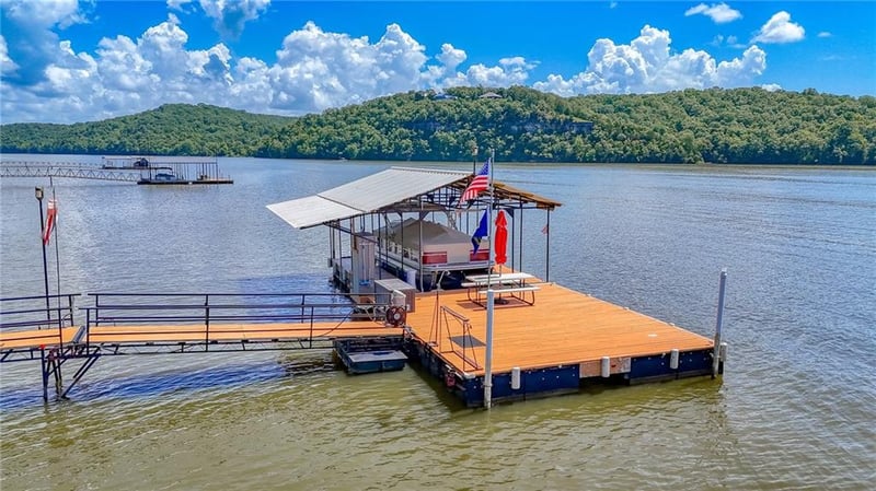 33260 Golden Acres Rd, Lincoln, MO 65338
