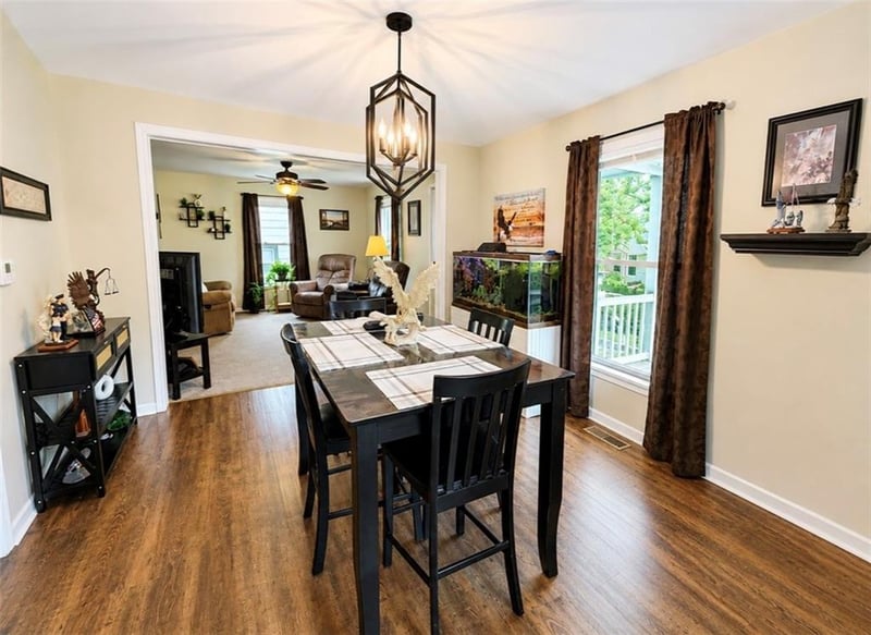 609 Walnut St, Maryville, MO 64468
