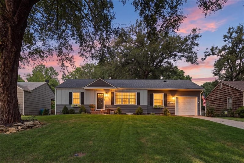 5536 Cedar St, Roeland Park, KS 66205