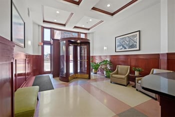 2107 Grand Blvd #909, Kansas City, MO 64108
