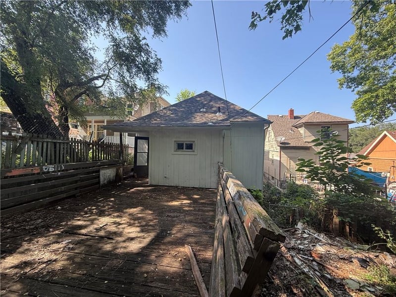 931 Sandusky Ave, Kansas City, KS 66101