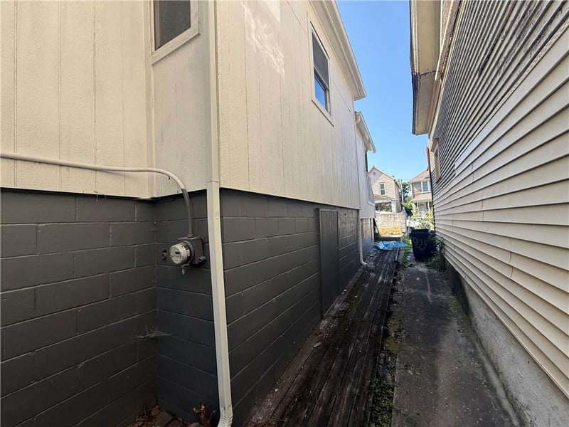 931 Sandusky Ave, Kansas City, KS 66101