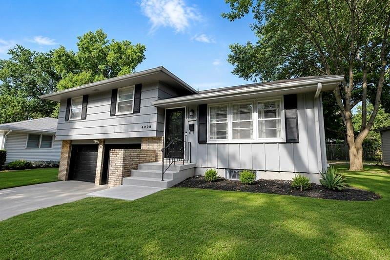 4208 Osage St, Independence, MO 64055