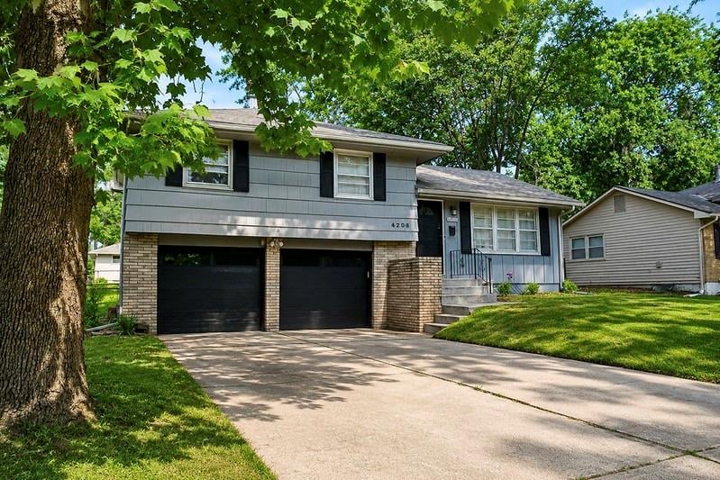 4208 Osage St, Independence, MO 64055