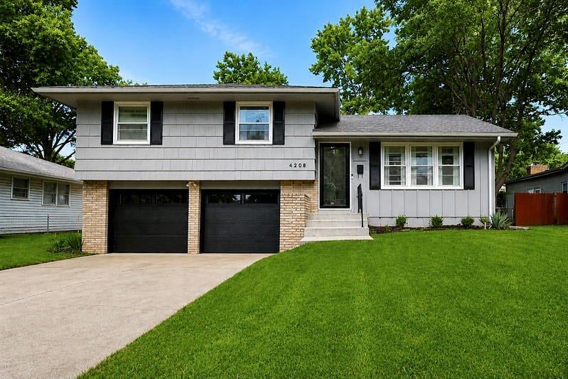 4208 Osage St, Independence, MO 64055