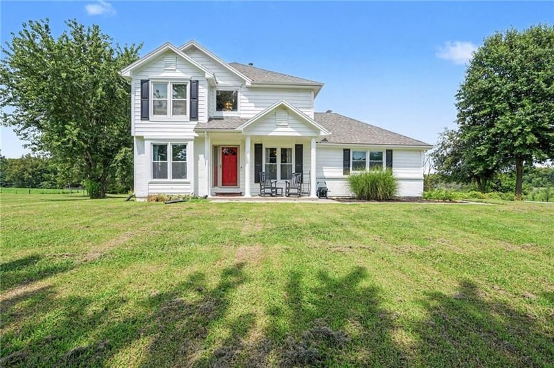 22590 Mcintyre Rd, Leavenworth, KS 66048