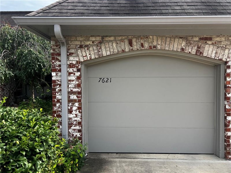 7621 102nd St, Overland Park, KS 66212
