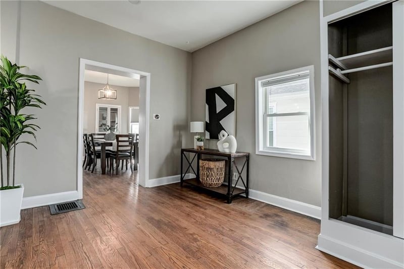 3139 Mcgee St, Kansas City, MO 64111