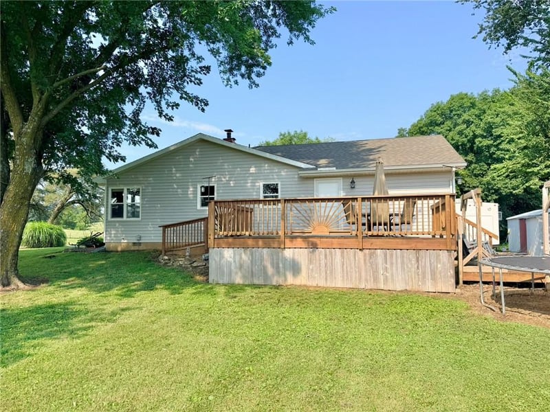 519 20th St, Trenton, MO 64683