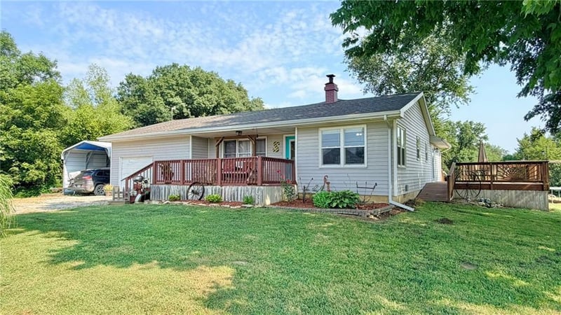 519 20th St, Trenton, MO 64683