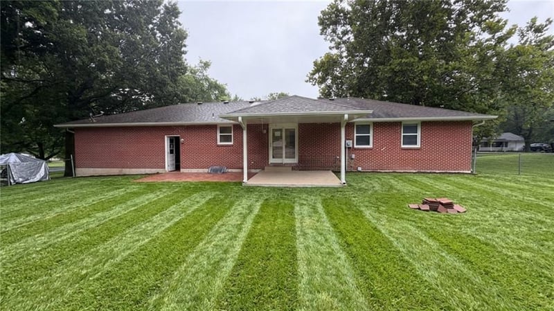 433 Elm St, Drexel, MO 64742