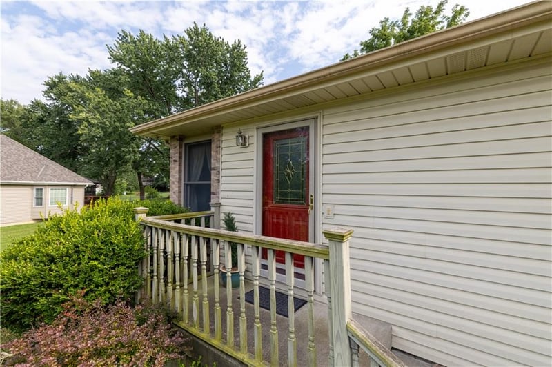 13470 Brookwood Way, St Joseph, MO 64505