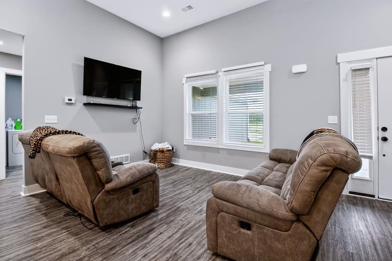 319 Pacific St, Kingsville, MO 64061