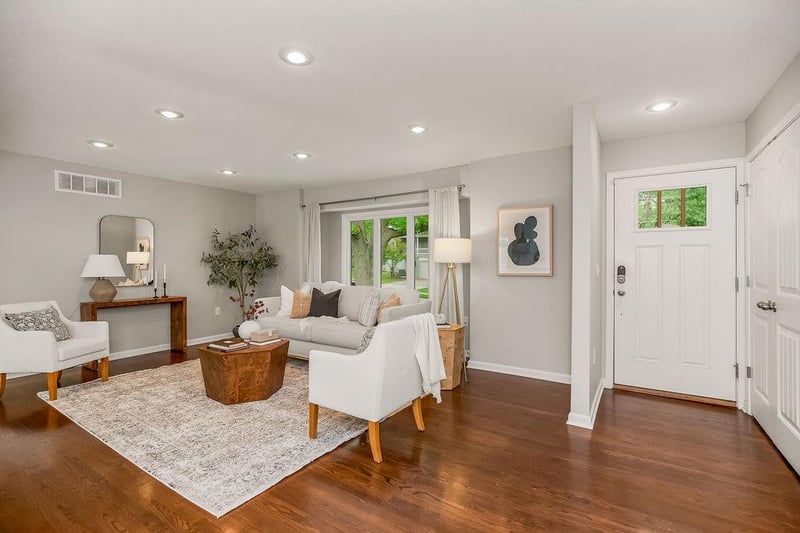 9924 Briar Dr, Overland Park, KS 66207