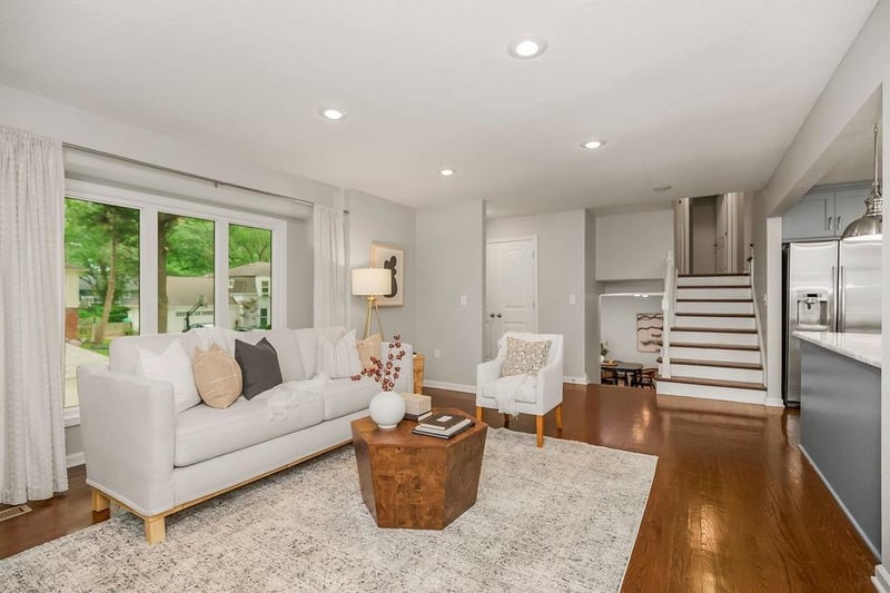 9924 Briar Dr, Overland Park, KS 66207