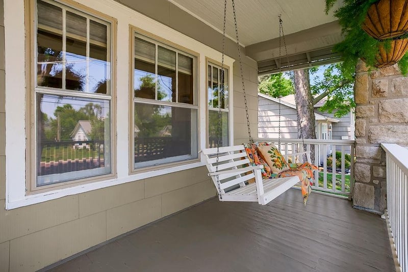 6420 Floyd St, Overland Park, KS 66202
