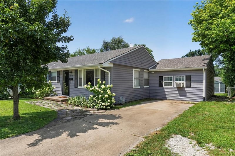 3140 46th Ter, Kansas City, KS 66106