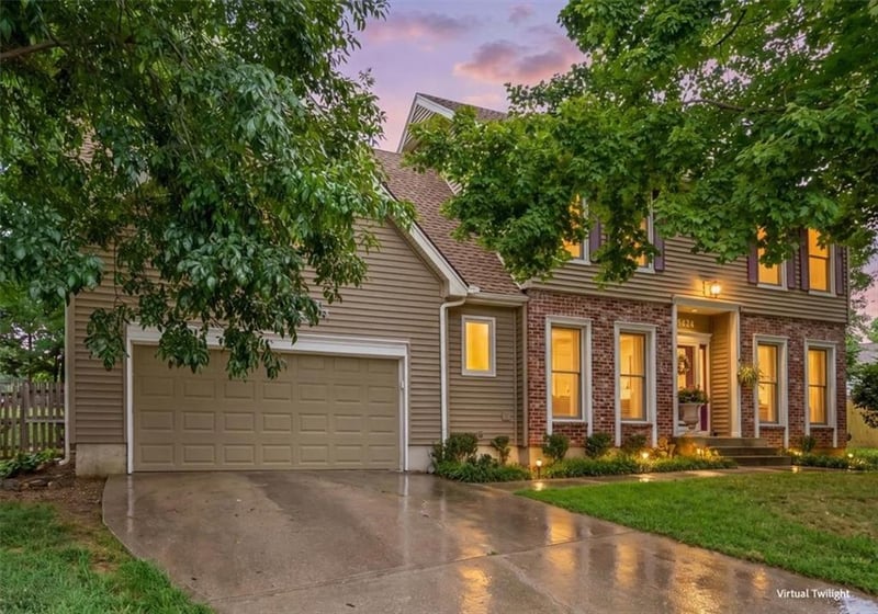 13424 70th Ter, Shawnee, KS 66216