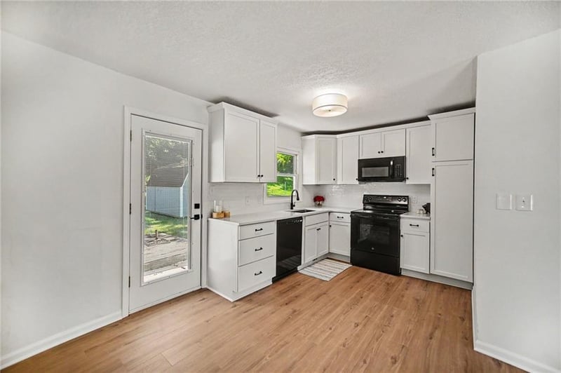 5151 Corrington Ave, Kansas City, MO 64119