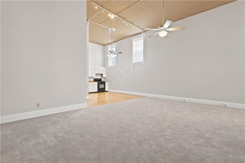 712 Francis St #A, St Joseph, MO 64501