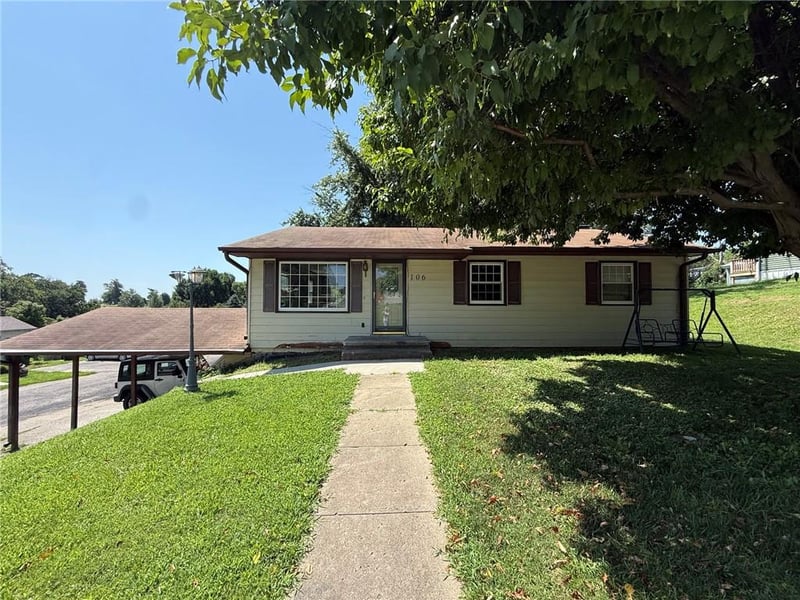 106 Missouri St, Oregon, MO 64473